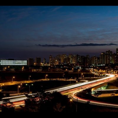 Universidade de Medicina Anhembi Morumbi Piracicaba, desenvolvimento Carlu Empreendimentos. Arquitetura e imagens do escritório KAAN Architecten.